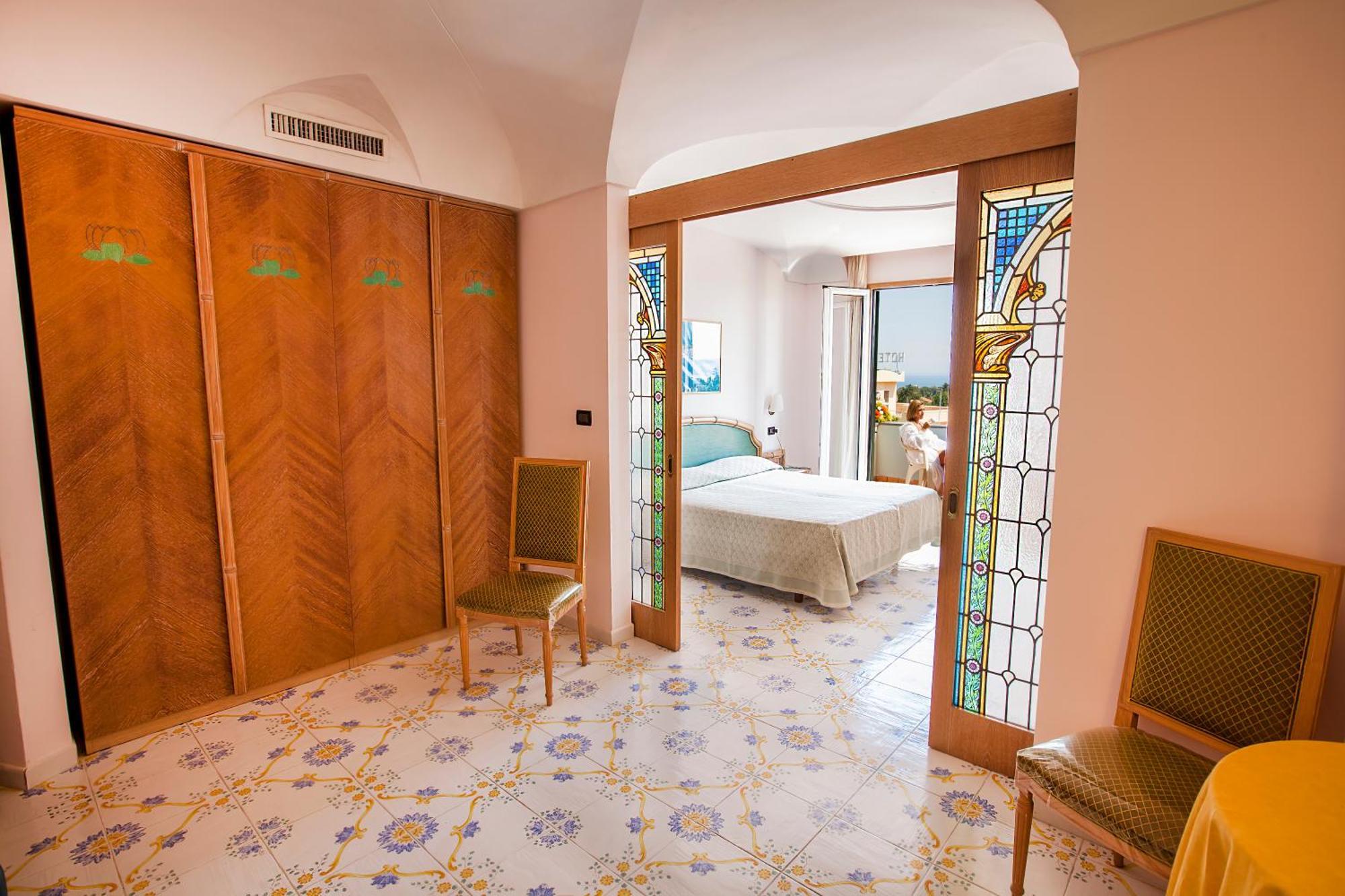 Hotel Terme President Isquia Exterior foto